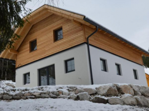 Chalet only 200 m from ski lift with sauna